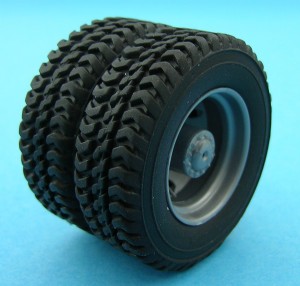 KFS 1/24 Unitrak 深槽型 驅動輪胎 1入